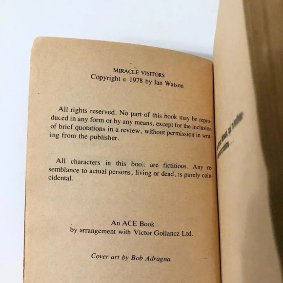 Vtg Miracle Visitors by Ian Watson and  The Galactic Invaders by James R Berry - Picture 9 of 16